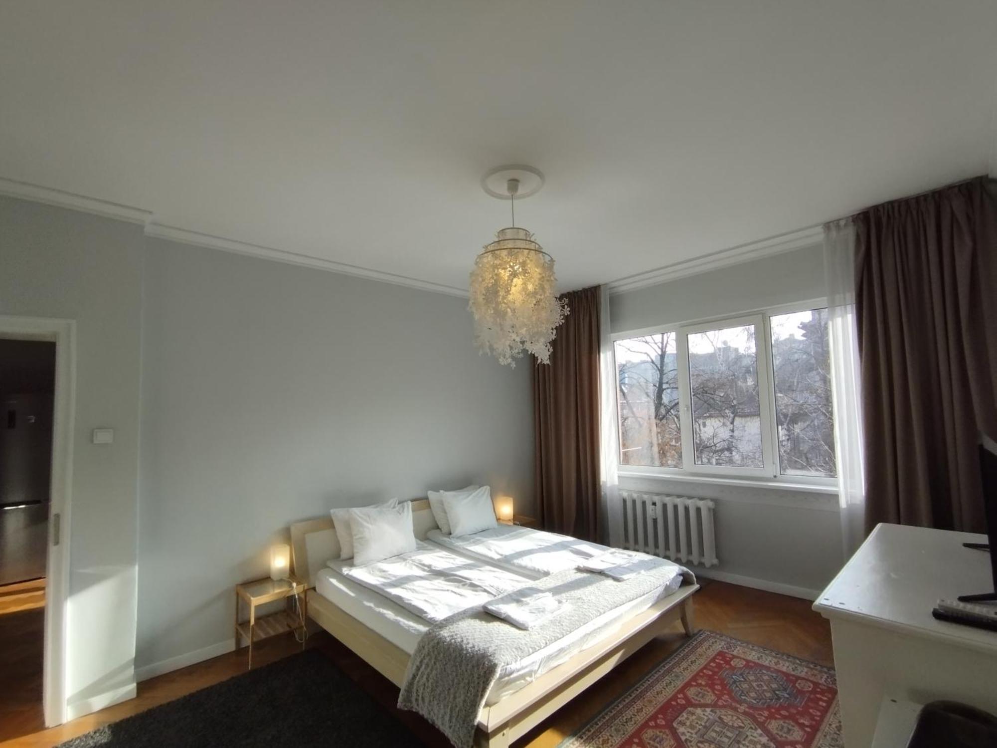 Center 7 Apartment